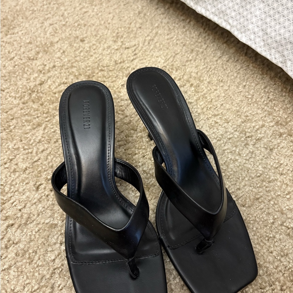 Forever 21 Black Strappy Sandals